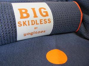 Big Skidless Mat Towel